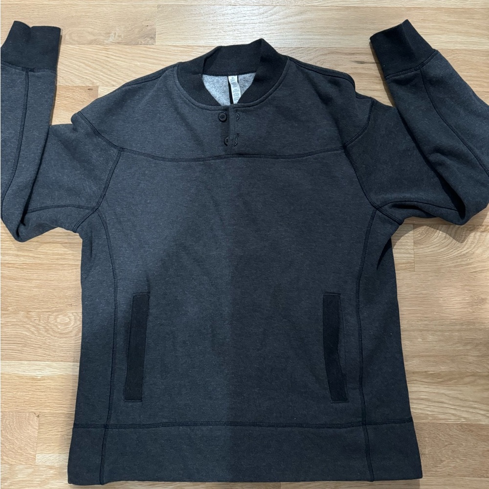 Lululemon sweatshirt